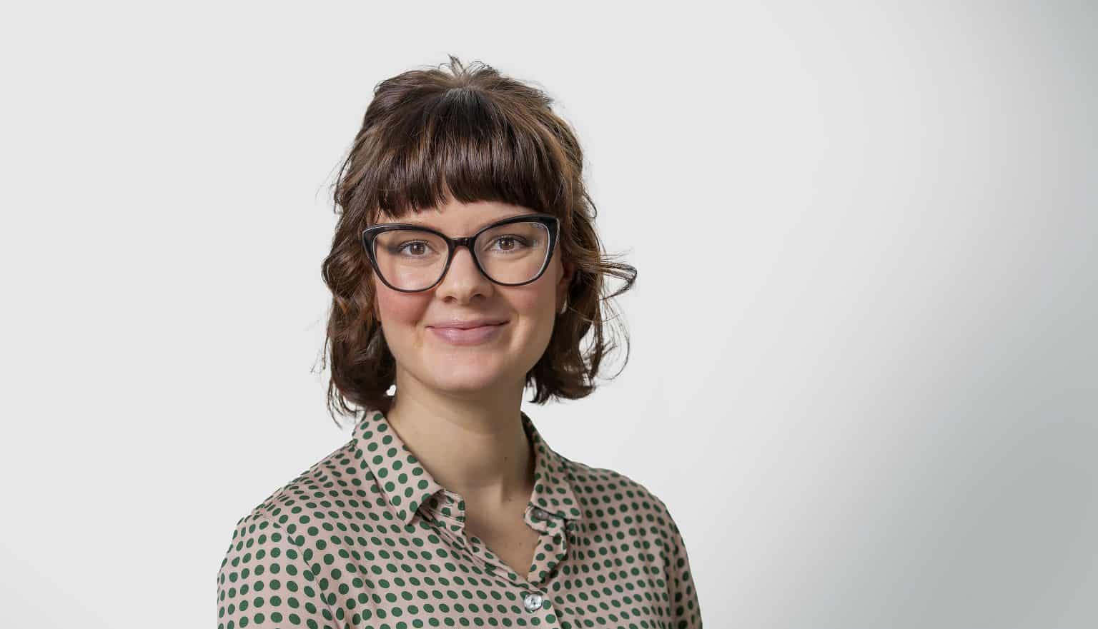 Signe sköter studiecirkeln